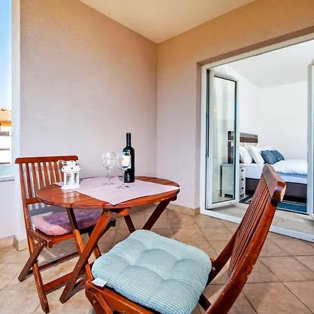 Bed and Breakfast Marea Ρόβινι