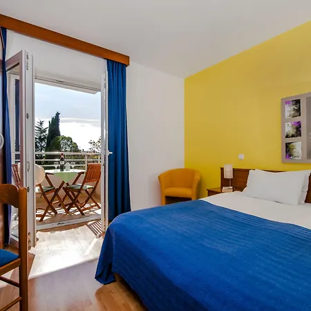 Marea 4* Ровинь