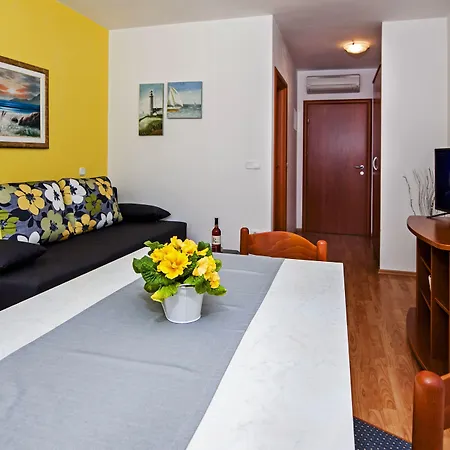 Marea Bed & Breakfast 4*