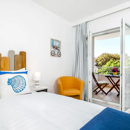 Marea Bed & Breakfast 4*