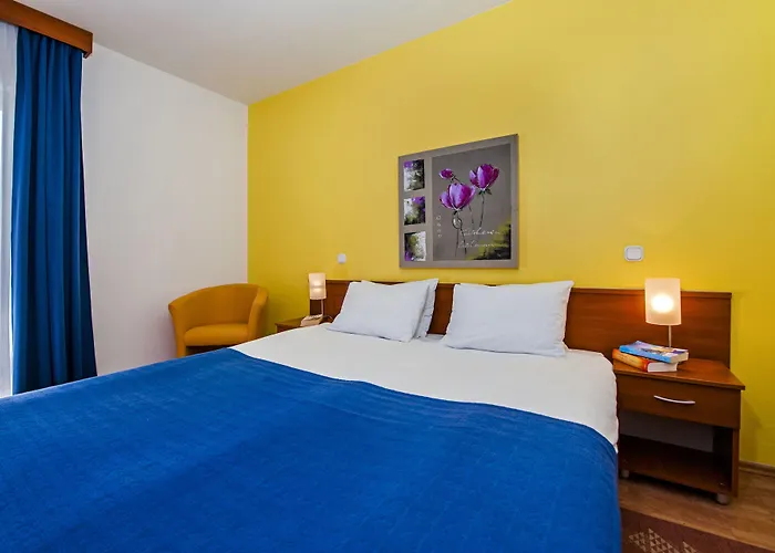 Marea Bed and Breakfast Ρόβινι