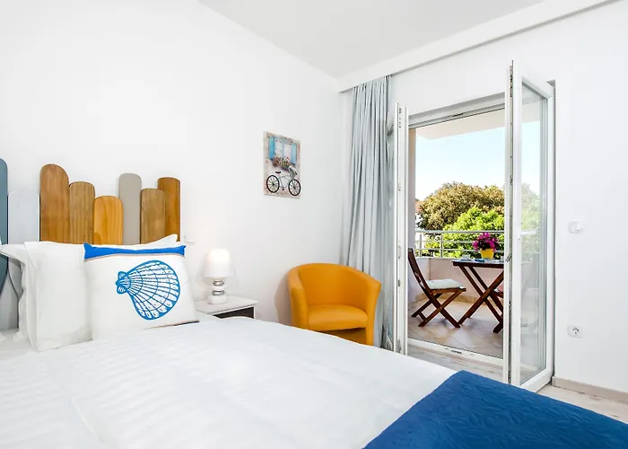 Marea Bed and Breakfast 4*