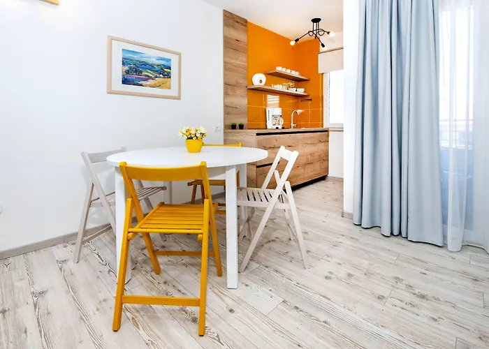 Marea Bed and Breakfast Ρόβινι