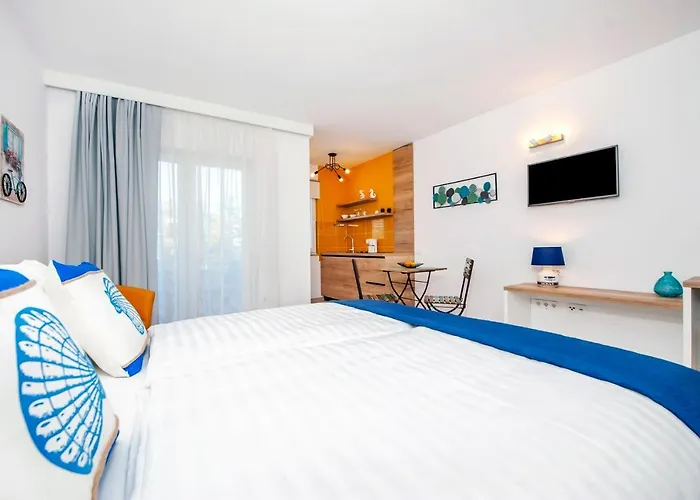 Marea Bed and Breakfast Ρόβινι